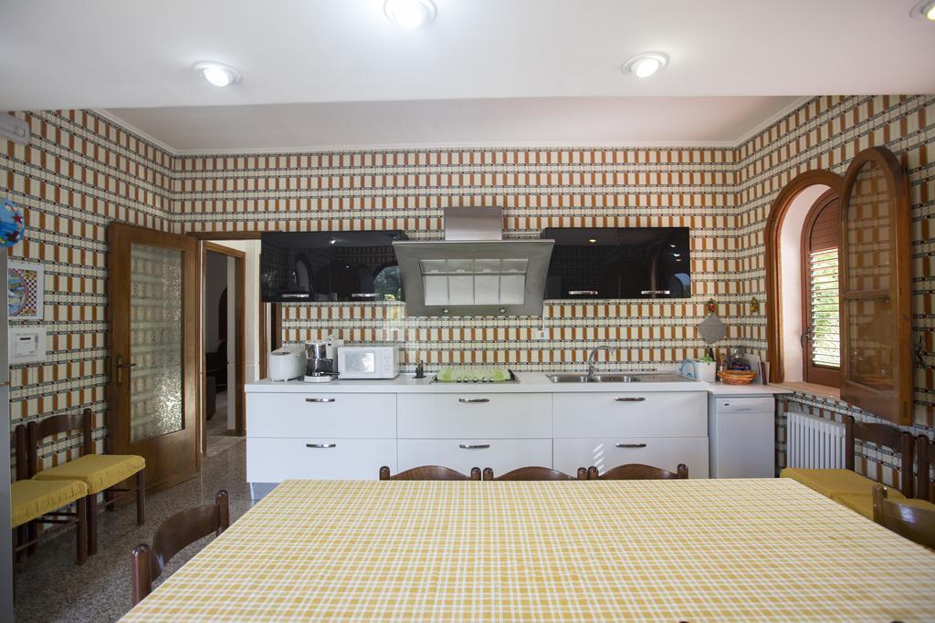 Villa Silvia 카스텔다치아 외부 사진